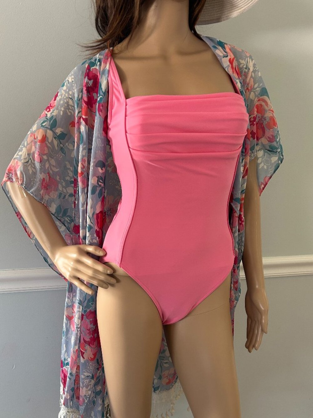 Calvin Klein 1 Piece Pink Swimsuit NWOT W/Extra! Size 10